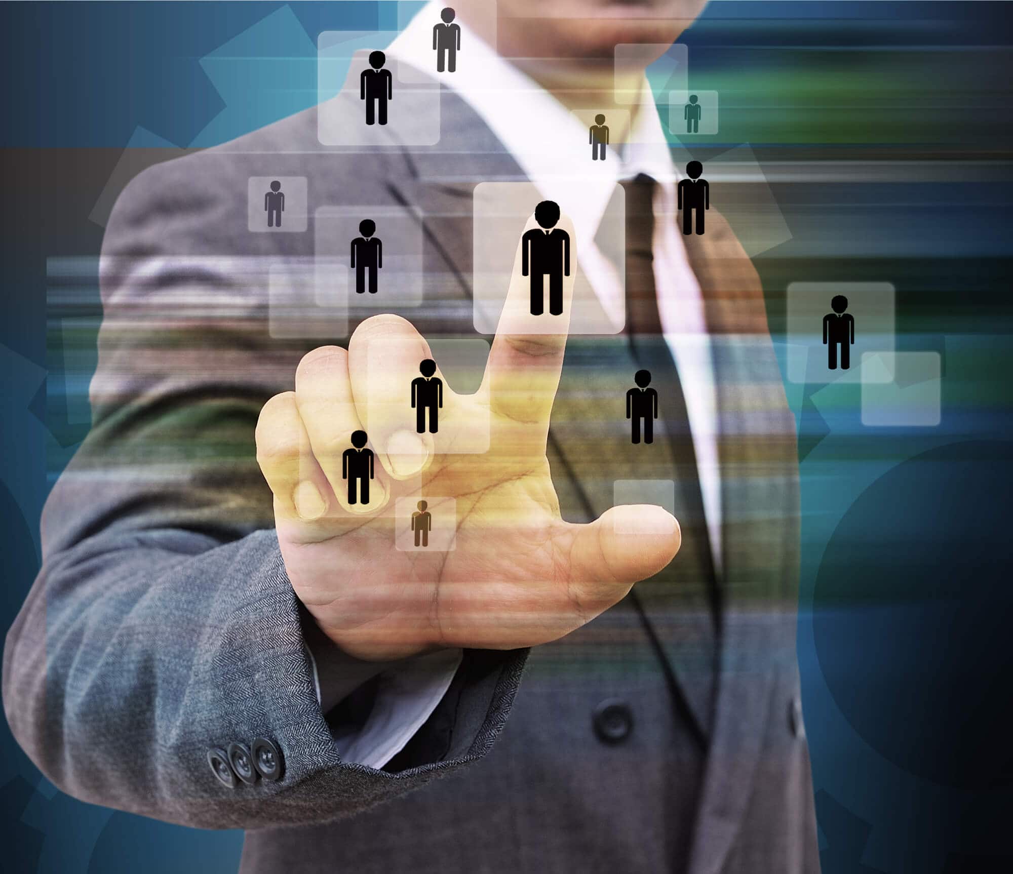 Depositphotos_31547951_l-2015 (1) Ordinateur portable entre-ouvert affichant un site internet